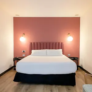 2* מלון La Franca Travellers Adults Only